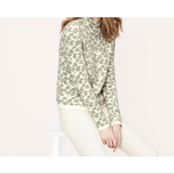 Ann Taylor LOFT Mock Neck Leopard Print Sweater - Picture 1 of 5